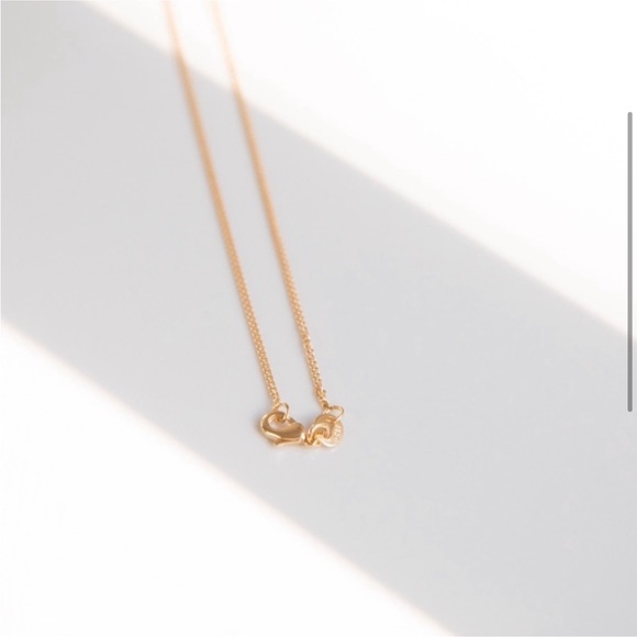 Heart Necklace | 18k Gold Filled - Picture 4 of 6